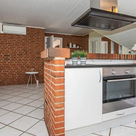 10 Person Holiday In R M Semesterbostad